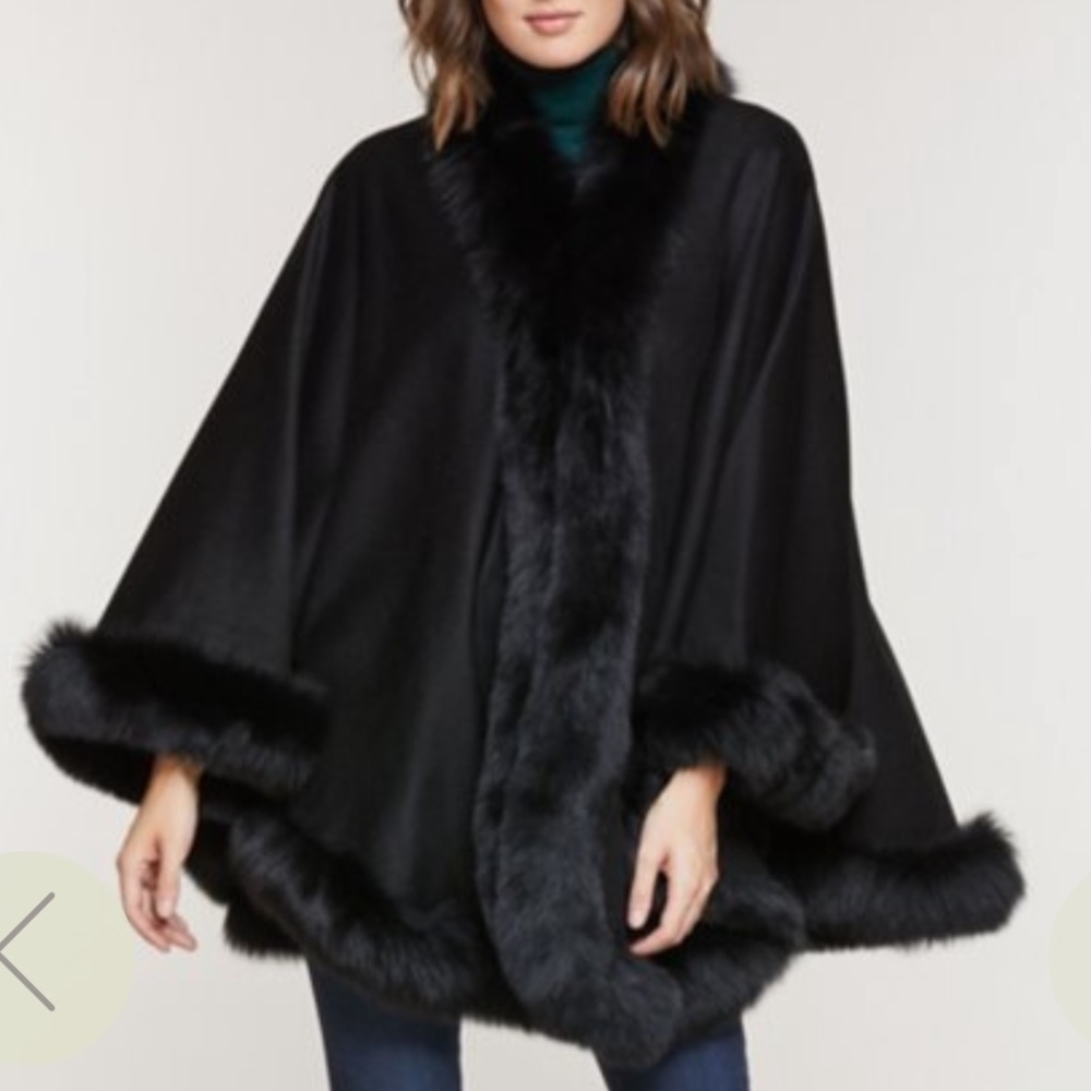 Gorski cashmere cap with fox fur trim